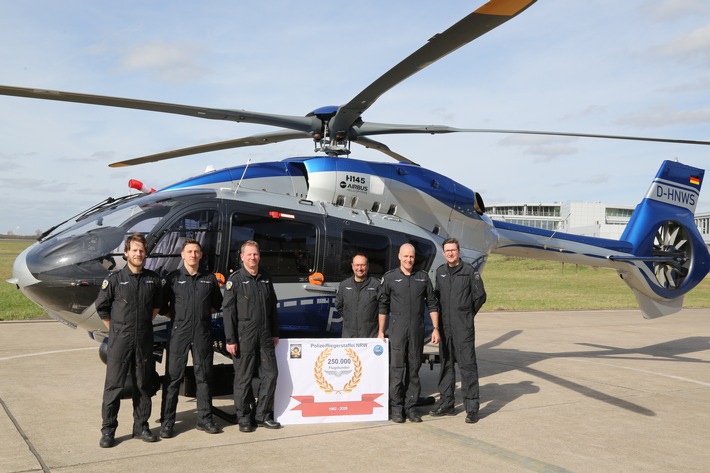 POL-LZPD: Jubiläum der Polizeifliegerstaffel NRW: Für die Sicherheit der Menschen und zur Unterstützung der Einsatzkräfte am Boden - 250.000 Stunden in der Luft
