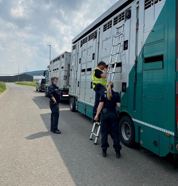 POL-NI: Bückeburg: Polizeikommissariat Bückeburg beendet seine Verkehrssicherheitswoche