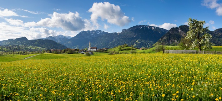 Pfronten im Allgäu als Europäisches Wanderdorf ausgezeichnet - BILD