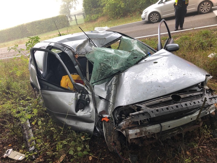 POL-PDKH: Verkehrsunfall mit schwerstverletzter Person