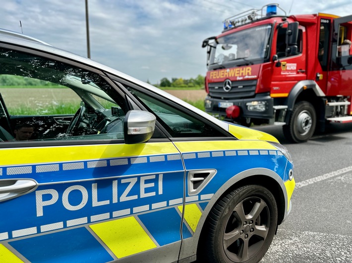 FW Alpen: Nachforderung bei Verkehrsunfall
