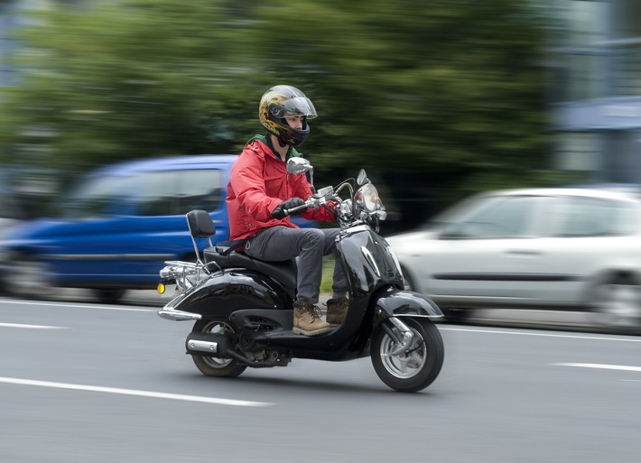 Gefährliches Alter - Hohes Unfallrisiko für 15- bis 17-Jährige (BILD)