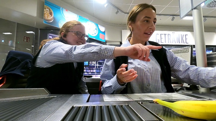 Diese Woche bei "Unser Supermarkt - mit Herz und Humor": Alessia an der Kasse
