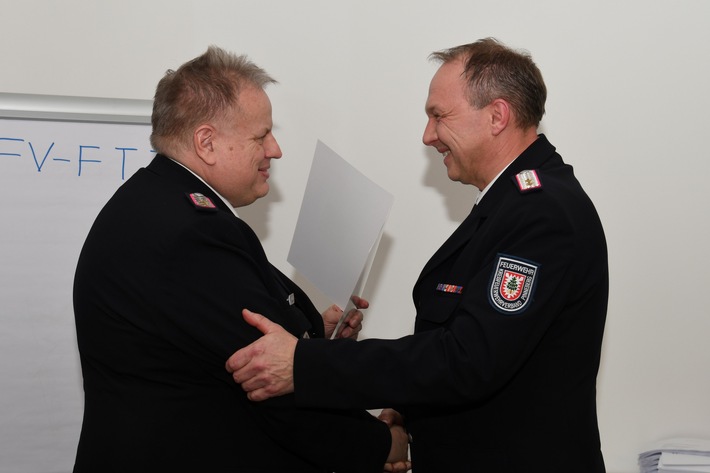 FW-PI: Viele Wahlen beim Löschzug Gefahrgute Kreis Pinneberg