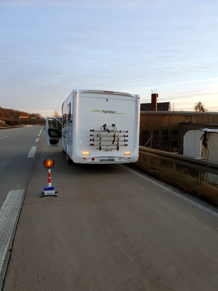 POL-AA: Ostalbkreis: Bahnstrecke Stuttgart-Aalen nach Personenunfall gesperrt, Gestohlenes Wohnmobil bei Chemnitz gestoppt, sowie andere Ereignisse aus dem Landkreis
