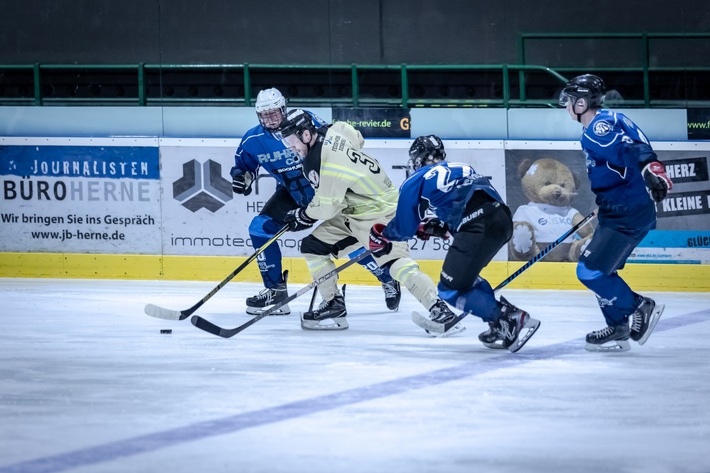 POL-BO: Rund 2.000 Besucherinnen und Besucher beim Benefiz-Eishockey-Spiel für Leonhard und Jonas