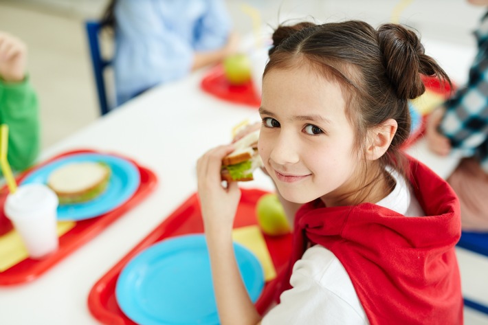 Check 5: Jetzt online - der neue Gemüse-und-Obst-Kompass für Eltern / Den schnellsten Weg zu einer ausgewogenen Ernährung für Kinder finden