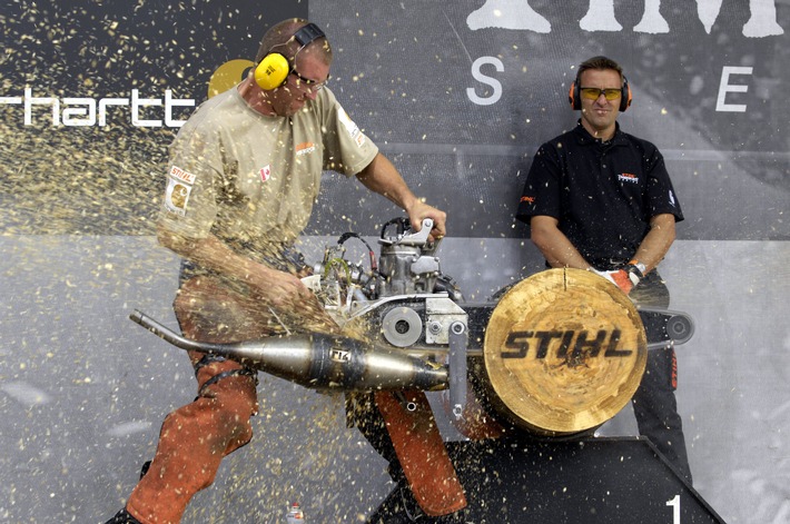 Starke Sportholzfäller am Ufer des Brienzersees - Weltmeisterschaft der STIHL® TIMBERSPORTS® SERIES in der Schweiz