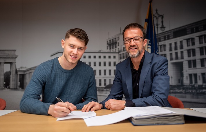 Langfristiger Vertrag bis 2025: Linus Gechter bleibt an Bord!