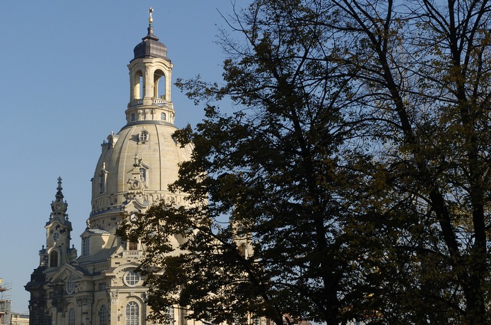 Dresden feiert - und das ZDF überträgt: "Länderspiegel" live vom Neumarkt, Ökumenischer Gottesdienst und Bürgerfest am Tag der Deutschen Einheit (FOTO)