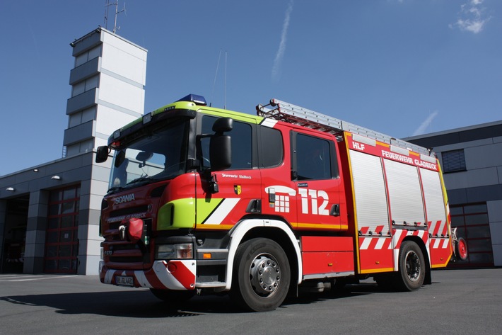 FW-GLA: Gewerbebrand in Gladbeck