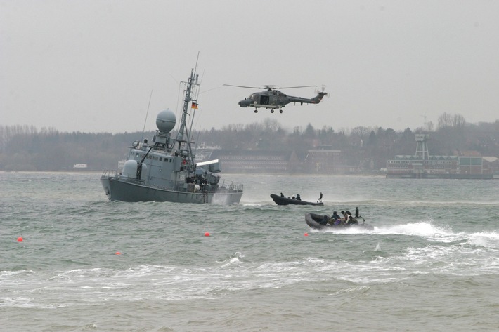 Deutsche Marine - Pressemeldung/Pressetermin: Startschuss für größtes Marinemanöver des Jahres in der Ostsee - "Northern Coasts 2009"