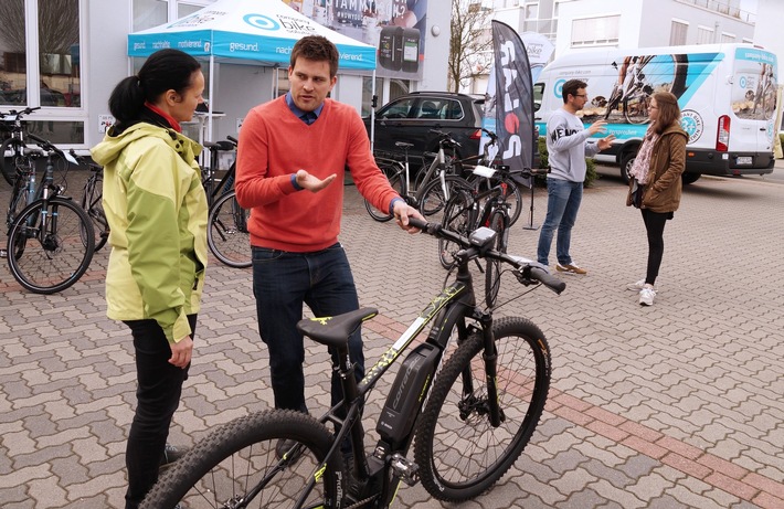 Pulsuhr-Pionier lässt Mitarbeiter strampeln