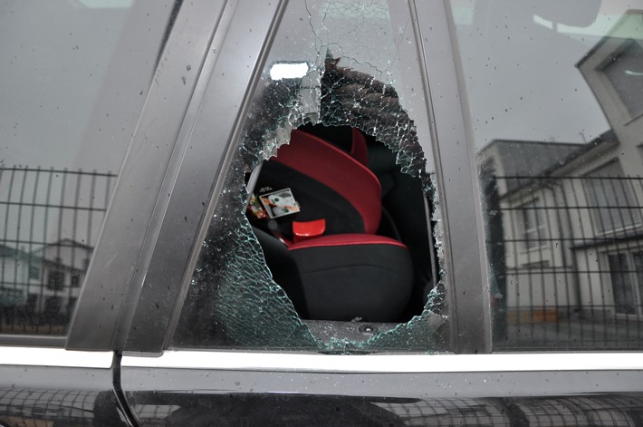 POL-ME: Drei Autos aufgebrochen: Polizei bittet um Hinweise - 2511083