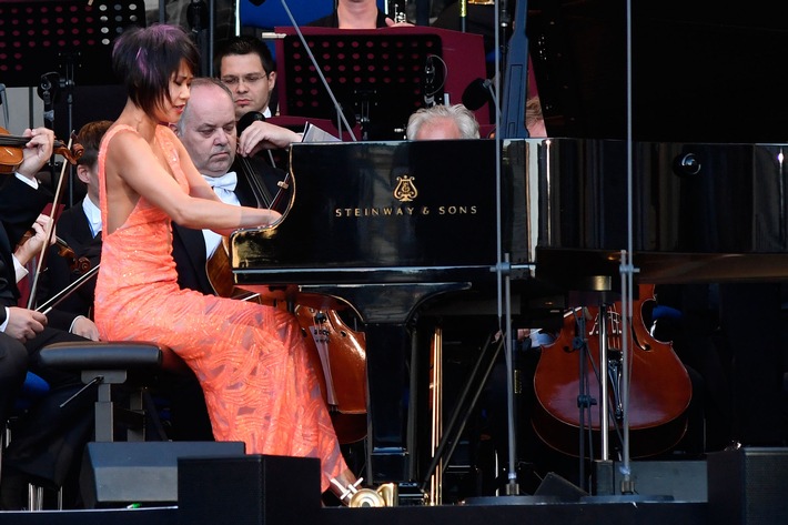 "Klassik am Odeonsplatz 2021" in 3sat mit Sol Gabetta und Yuja Wang