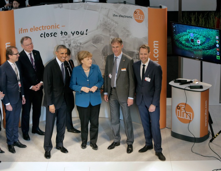 Merkel und Obama besuchen Messestand von ifm