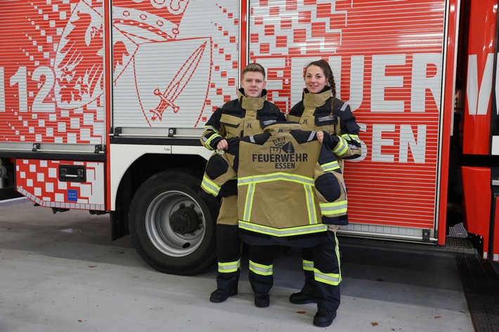 FW-E: Neue Schutzkleidung für die Einsatzkräfte der Feuerwehr Essen