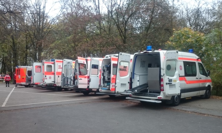 FW-MH: Feuerwehr Mülheim an der Ruhr rückt zur Überörtlichen Hilfe nach Düsseldorf aus