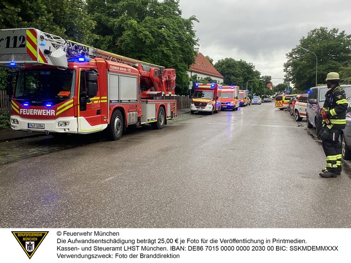 FW-M: 17 Verletzte in Schule durch Reizgas (Allach)