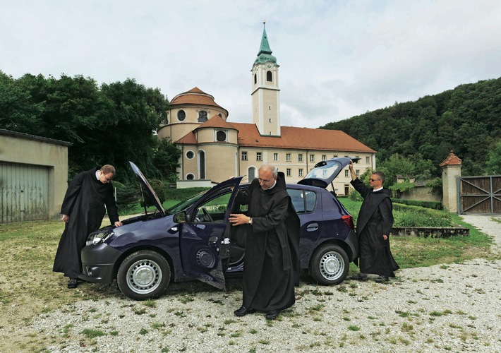 AUTO BILD im Kloster - Mehr Auto braucht kein Mönch!