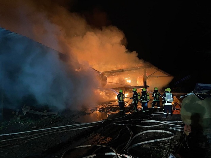 POL-PPKO: Brand einer Scheune in Nörtershausen - Lösch- und Aufräumarbeiten dauern an