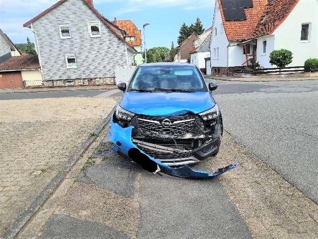 POL-NOM: Verkehrsunfallflucht - Zeugen gesucht