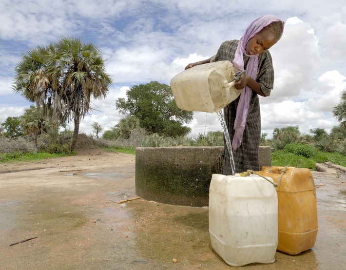 Caritas: 10.000 Menschen sterben täglich durch verschmutztes Wasser