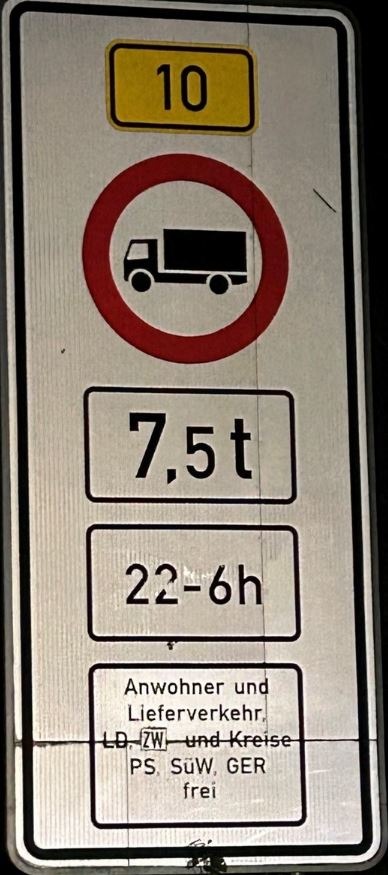POL-PDLD: Sonderkontrolle Nachtfahrverbot B10