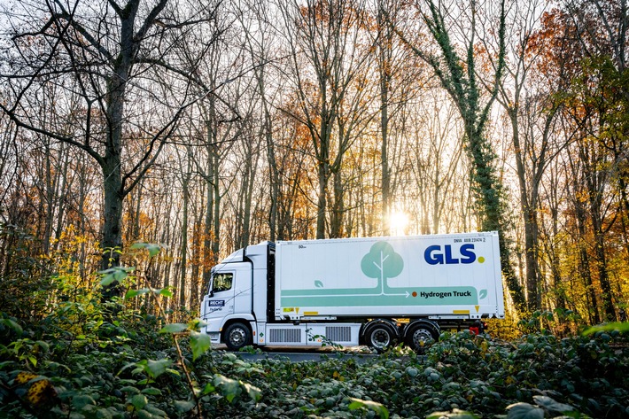 Innovation auf der Straße: GLS Germany startet mit erstem Wasserstoff-Lkw im Fernverkehr / Paketdienst sammelt Erfahrungen im Praxistest