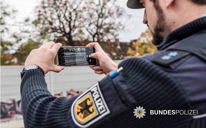 Bundespolizeidirektion München: Widerstand, Diebstahl und Sachbeschädigung // Bundespolizei mehrfach gefordert