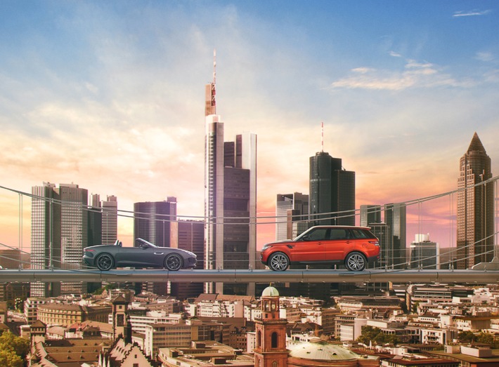 IAA Gipfeltreffen über den Dächern von Frankfurt mit den neuen Modellen von Jaguar und Land Rover (BILD)