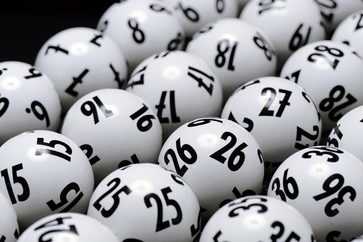 Lotto-Kuriosität: Wertheimer gewinnt mit Fünfer über halbe Million Euro