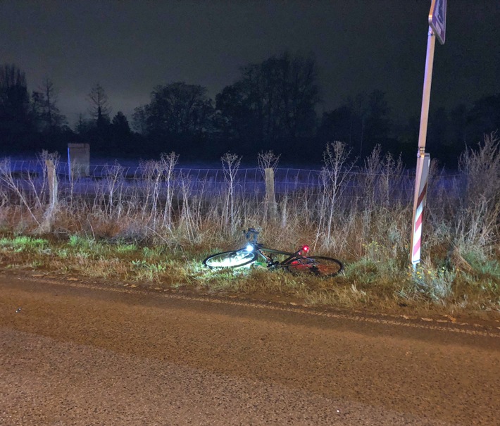 POL-ME: Rennradfahrer nach tragischem Verkehrsunfall gestorben - Langenfeld - 2111110
