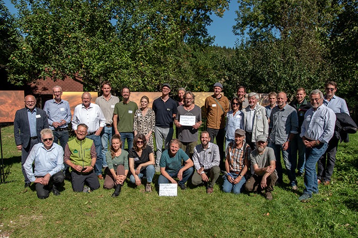 PM Amphibienverbund Südbayern feiert Bergfest – Neue Fotoausstellung eröffnet