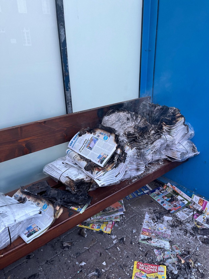 POL-NE: Zeitungen geraten in Brand - Wer kann Hinweise geben?