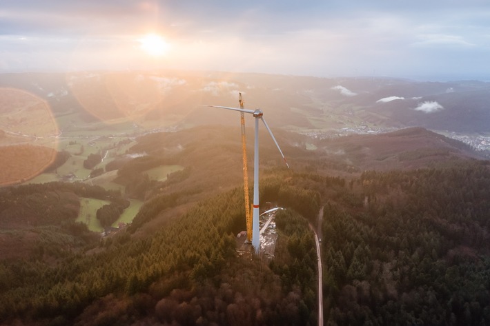 Badenova-Pressemeldung: Großtransporte für den Windpark Sirnitz/Dreispitz gehen weiter