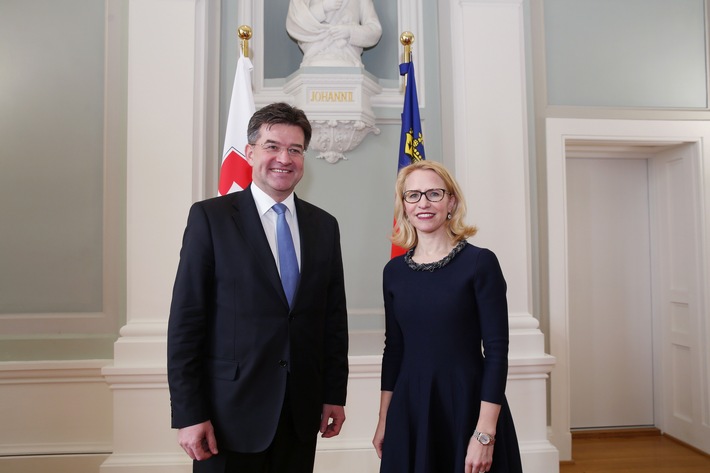 ikr: Aurelia Frick fordert pragmatische Lösung