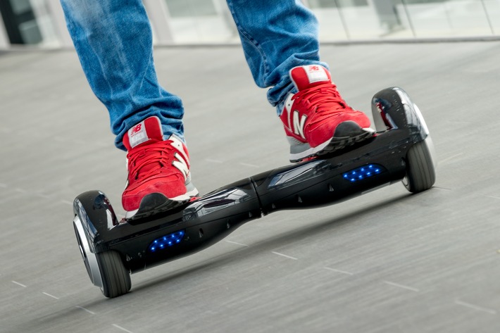 Sturzgefährdet und nicht versichert / DEKRA Safety Day: Risiken durch so genannte Hoverboards