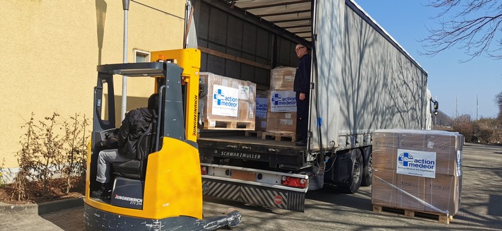 action medeor sendet weiteren Hilfstransport in die Ukraine / Zwölf Tonnen Medikamente und medizinische Ausrüstung für Krankenhaus in Ternopil