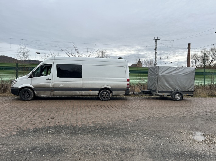 POL-ESW: Regionaler Verkehrsdienst kontrolliert Klein-Lkw mit Anhänger; Weiterfahrt untersagt wegen 60 % Überladung