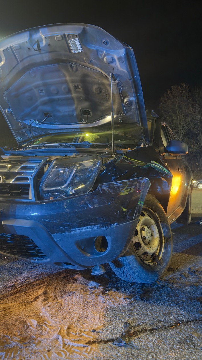 FW-DT: Verkehrsunfall Remmighauser Straße / Barntruper Straße