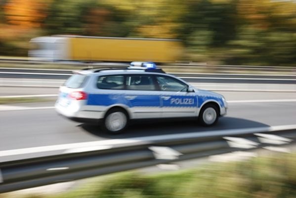 POL-REK: PKW auf Autobahn beschossen - Hürth