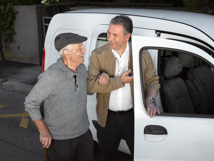 Vieillir chez soi : les offres d