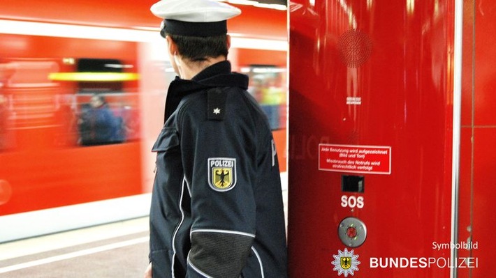 Bundespolizeidirektion München: Lebensrettung am S-Bahngleis S-Bahn kommt rechtzeitig zum Stehen