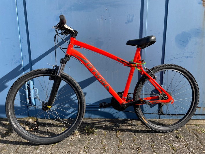 POL-DA: Riedstadt-Wolfskehlen: Polizei sucht Fahrradbesitzer