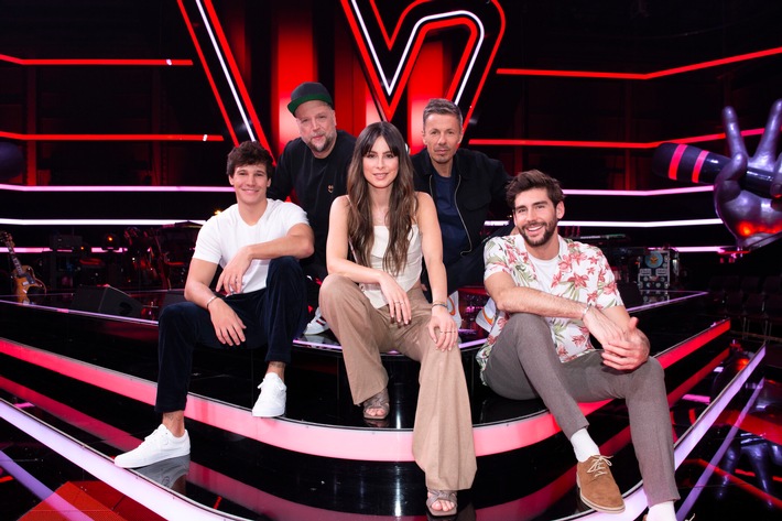 Lena Meyer-Landrut, Alvaro Soler, Wincent Weiss, Michi Beck und Smudo buzzern um die besten Talente in der Jubiläums-Staffel von "The Voice Kids" in SAT.1