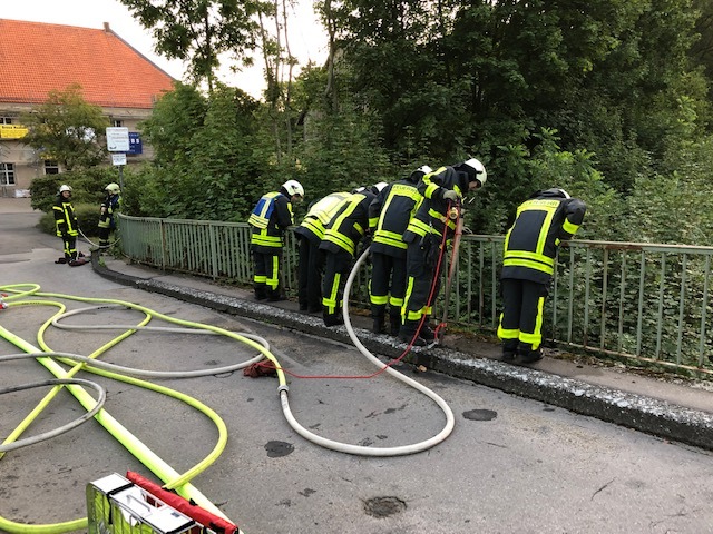 FW-EN: Flächenbrand Bahnstrecke Hagener Straße