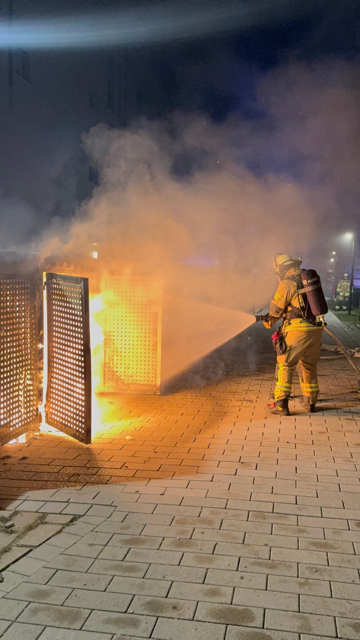 FW Weinheim: Jahreswechsel 2025 auf 2026. Ehrenamt im Dauereinsatz. Feuerwehr Weinheim zieht Bilanz