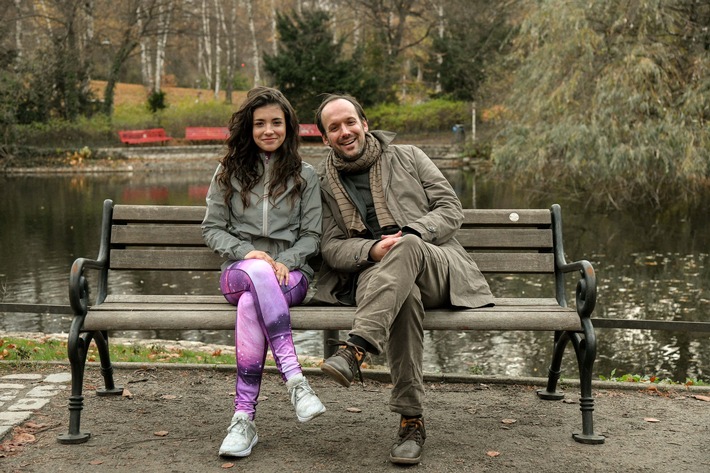 "Hüftkreisen mit Nancy" - ZDF verfilmt Bestseller von Stefan Schwarz (FOTO)