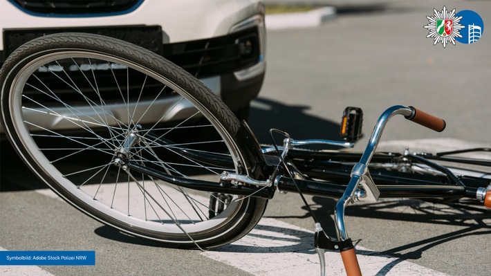 POL-OB: Schwerer Verkehrsunfall auf der Falkensteinstraße - 88-jähriger Radfahrer schwer verletzt